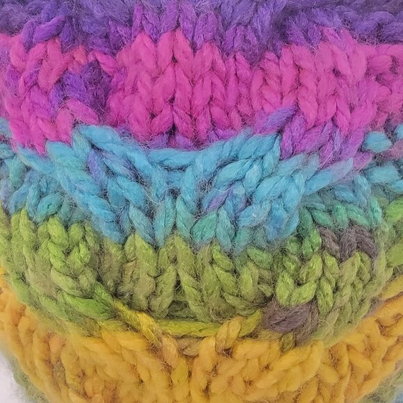 ⭐GIRL'S Handmade Striped Multicolor Knit Beanie Cat Ears Warm Winter Quirky Hat⭐ - Picture 5 of 7